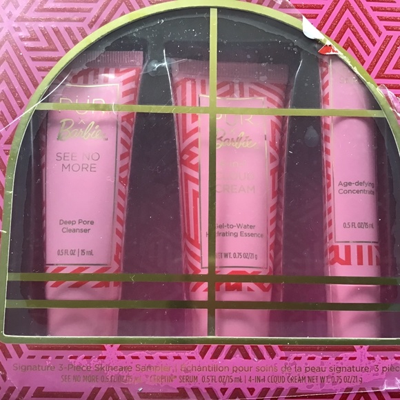 PUR x Barbie Skin Essentials Set - Picture 1 of 3